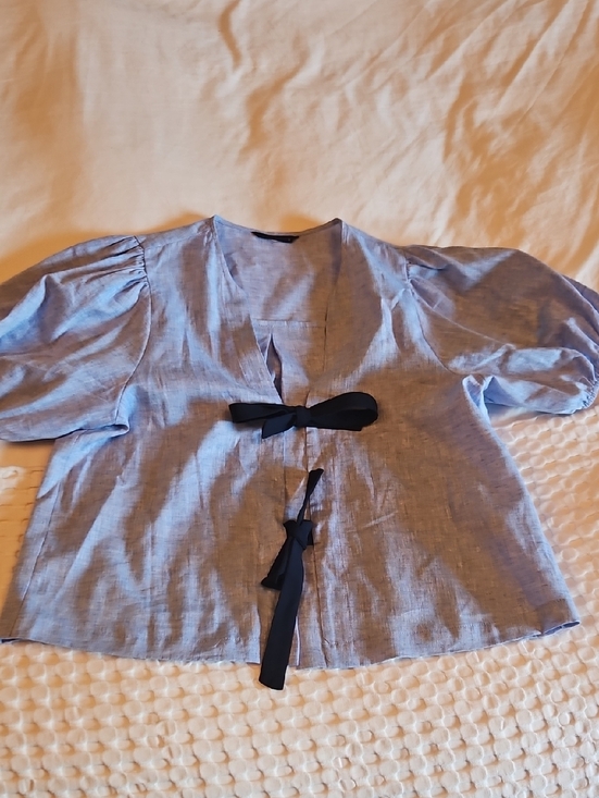 Zara Tops - Zara Light Blue Top with Bow Tie Front Detail Size Medium